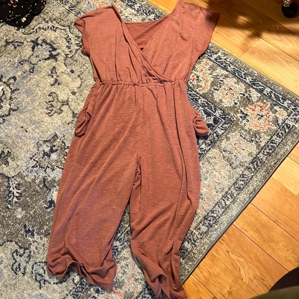 Super cute peach jumpsuit!